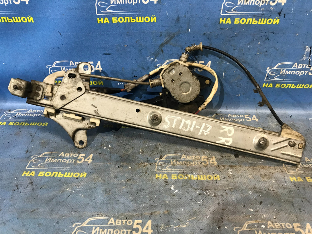 Стеклоподъемник задний правый TOYOTA CORONA 1994