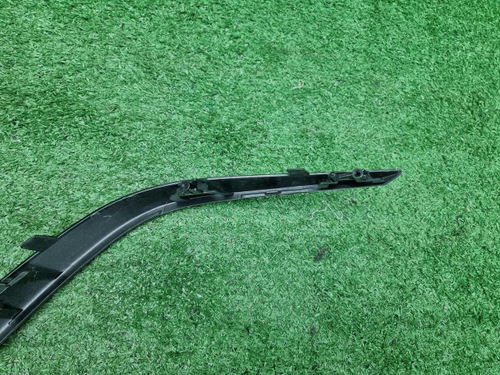 Накладка переднего бампера Toyota Camry xv70 20-нв