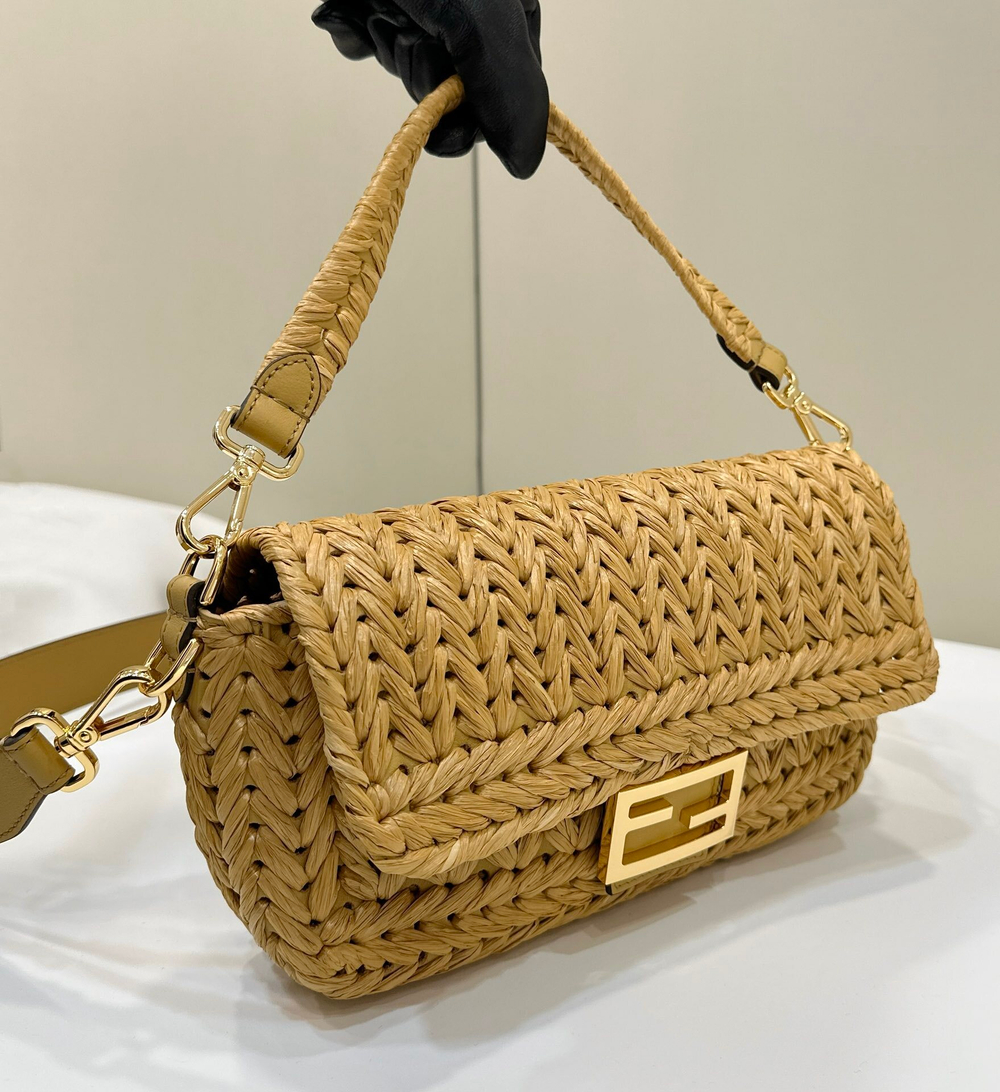 Fendi Baguette 27 cm