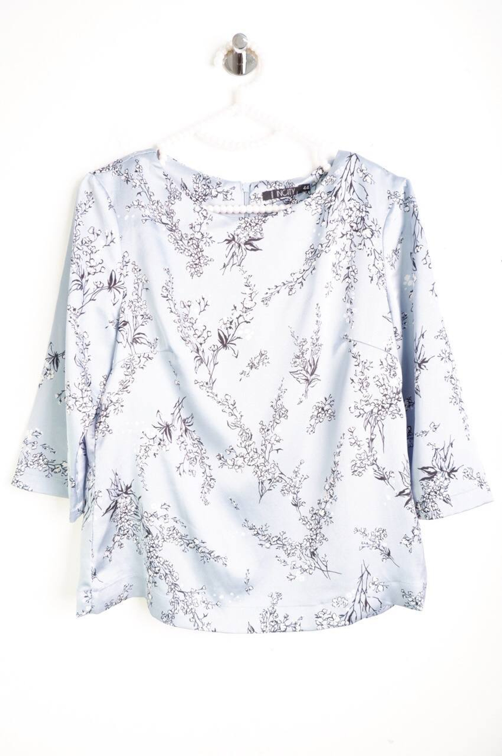 Блузка Incity атласная, визуально на 44 размер