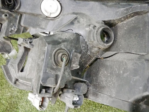 Битая Фара правая Toyota RAV4 4 CA40 (2015-2019) LED