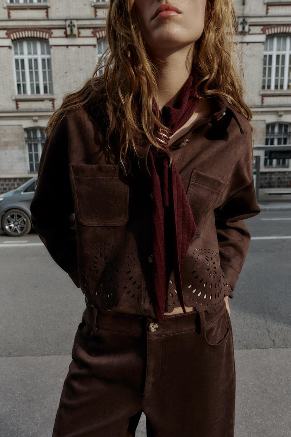 ZARA БАНДАНА С БРОШЬЮ, БУРГУНДИ