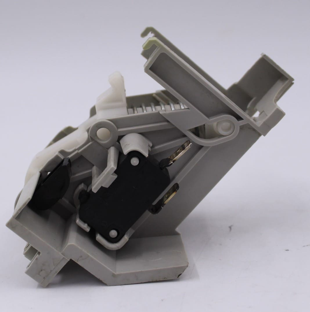 Замок дверцы посудомоечной машины Beko, Whirpool