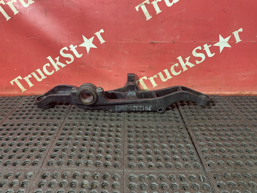 Кронштейн пневморессоры правый 2023 г