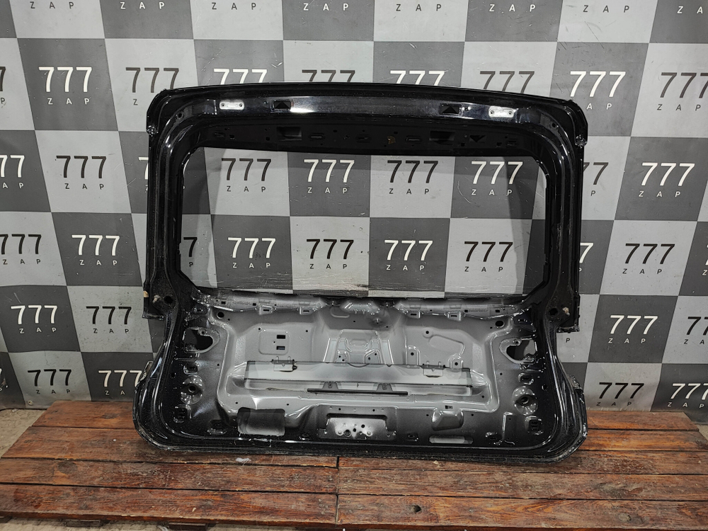 Крышка багажника Volkswagen Tiguan 2 16-нв Б/У Оригинал 5NA827025M