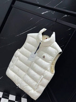 Безрукавка Moncler