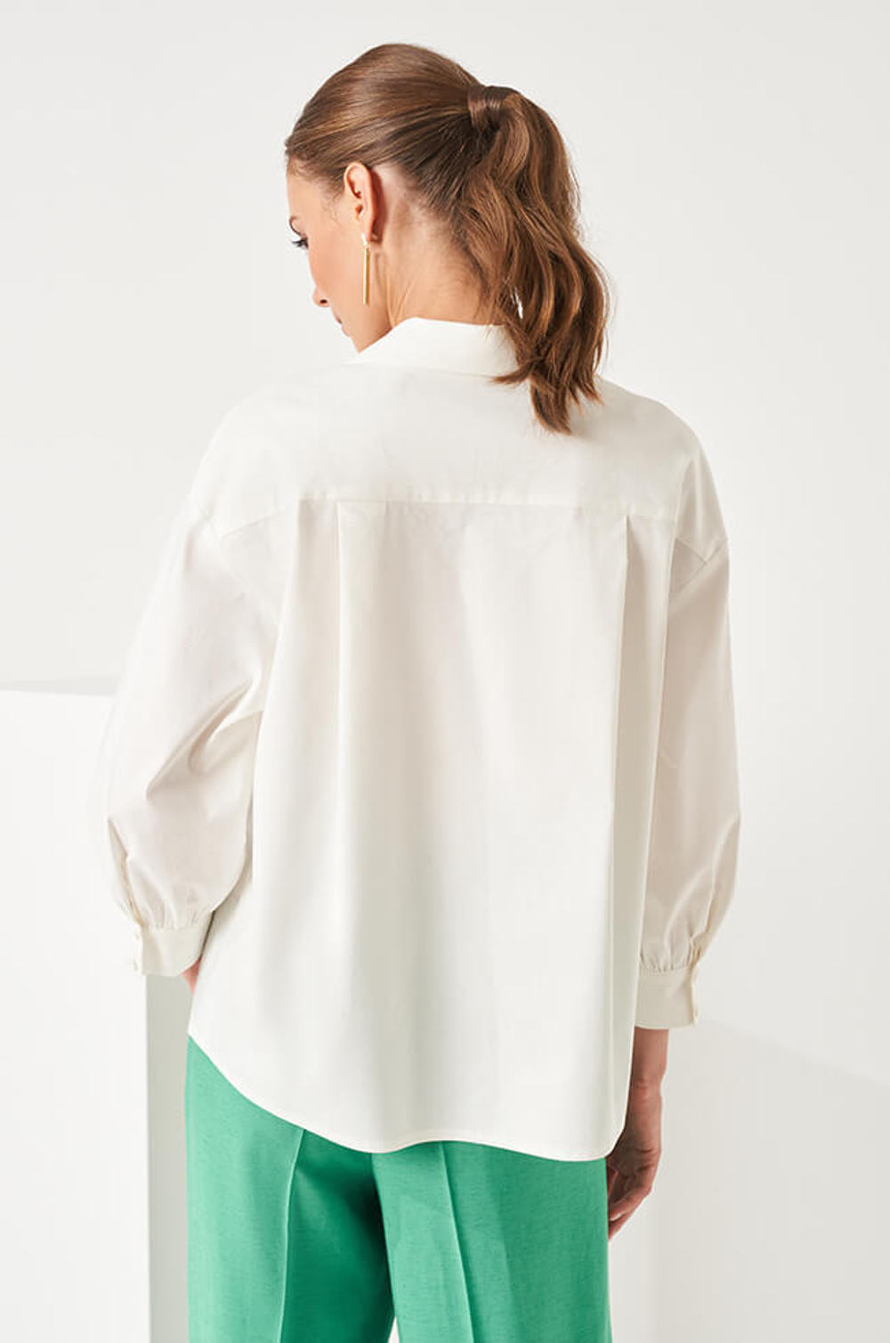 22821 Блузка женская (белый)