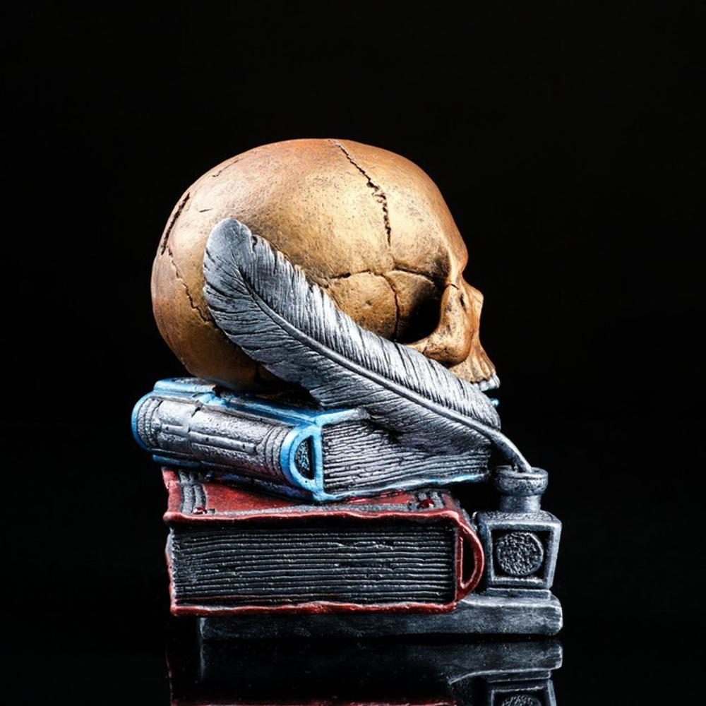 Копилка Череп на книгах