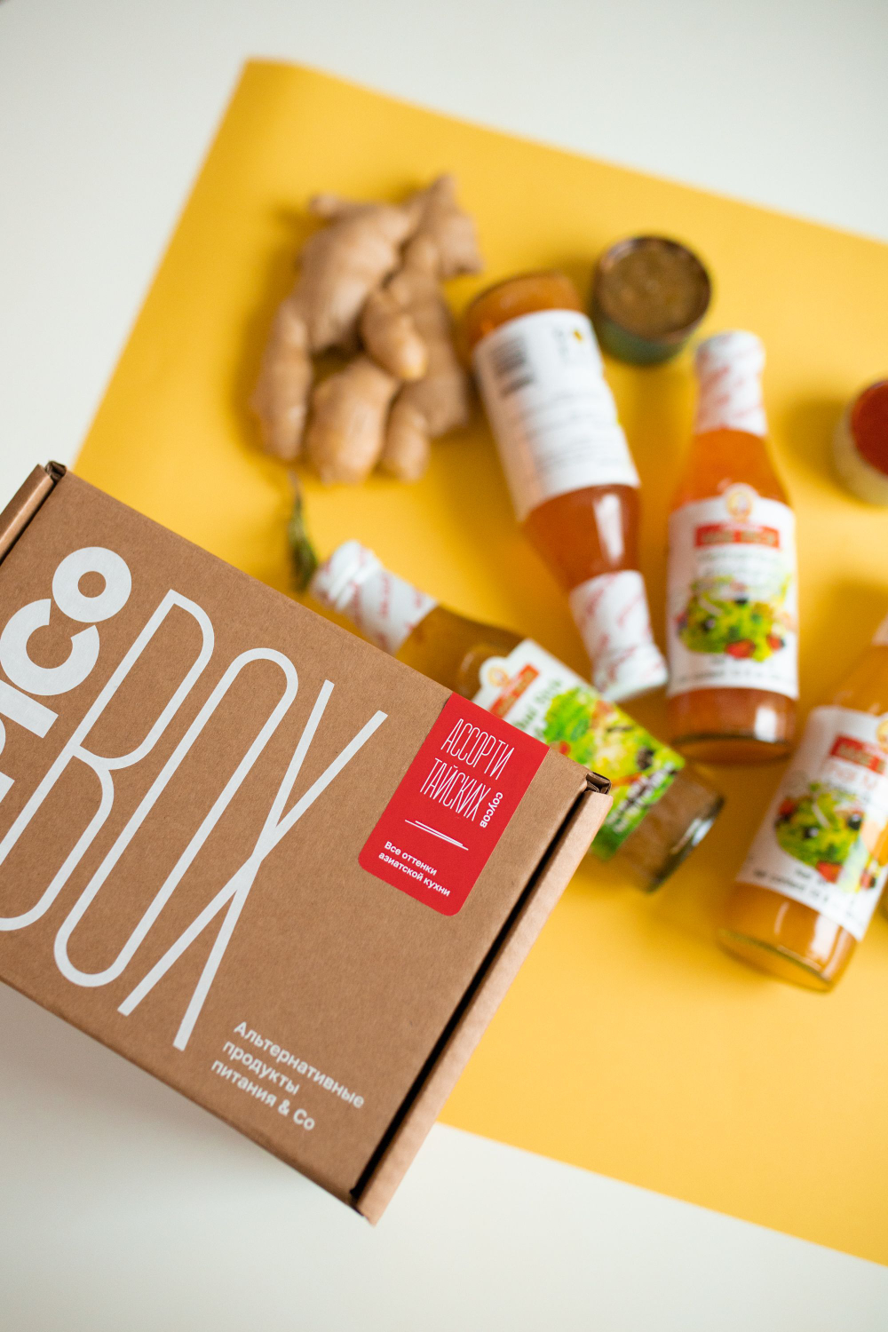 Набор соусов APICO BOX №8"Ассорти тайских соусов", подарочный набор MAE PLOY 5 шт, Новогодний подарок