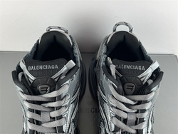 Balenciaga Runner 677403-W3RBR-1515