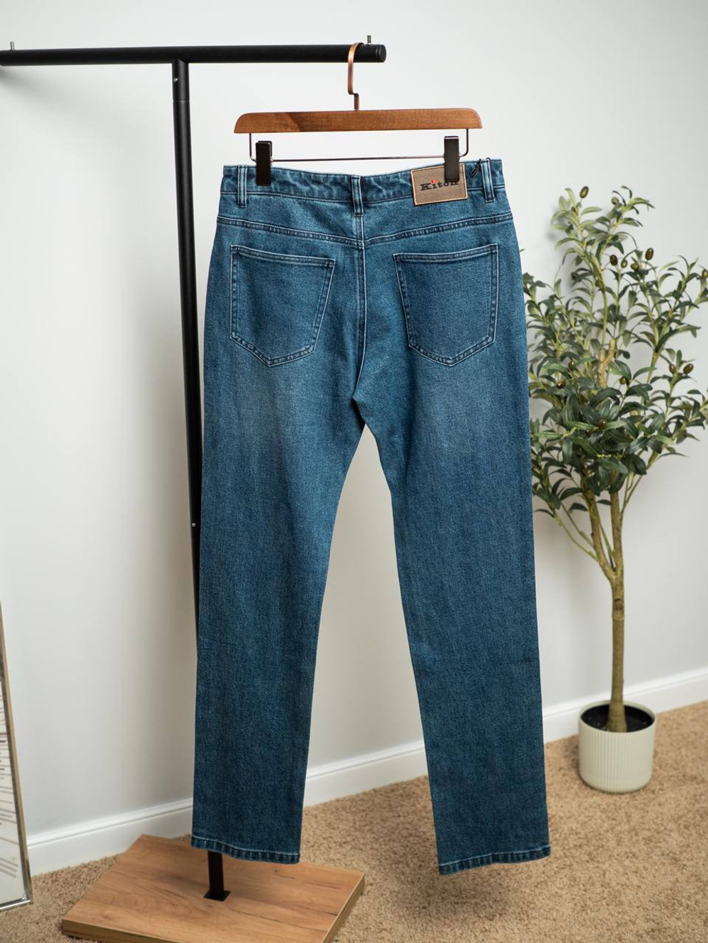 Джинсы Kiton