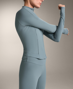 Oysho Легкая и теплая высокотехнологичная куртка, синевато-серый