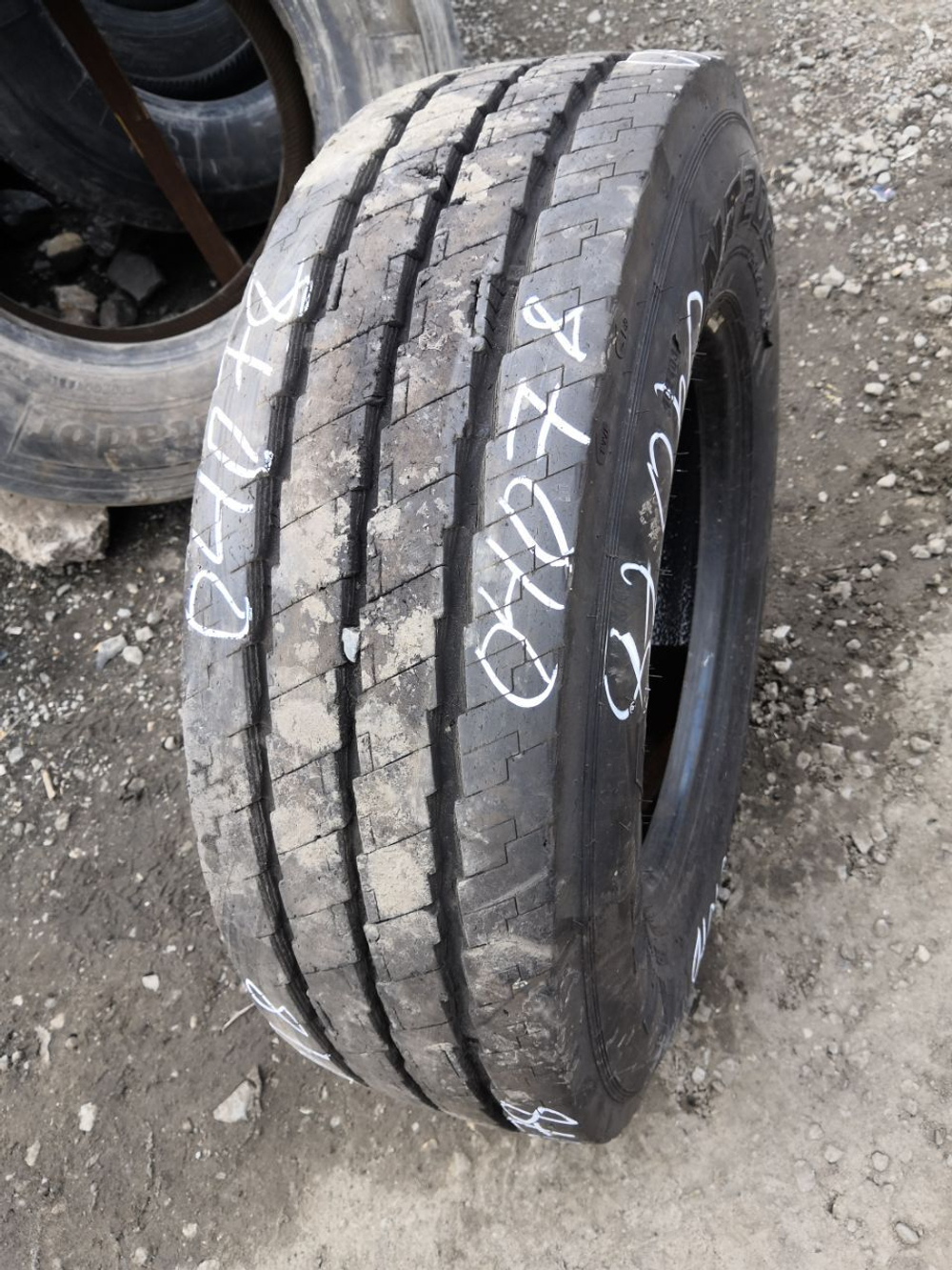 235/75R17.5 Kama NT202 шина б/у