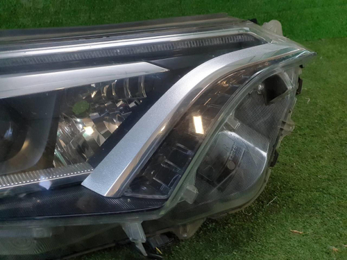 Фара правая Toyota RAV4 4 CA40 (2015-2019) LED