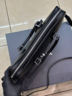Портфель Prada