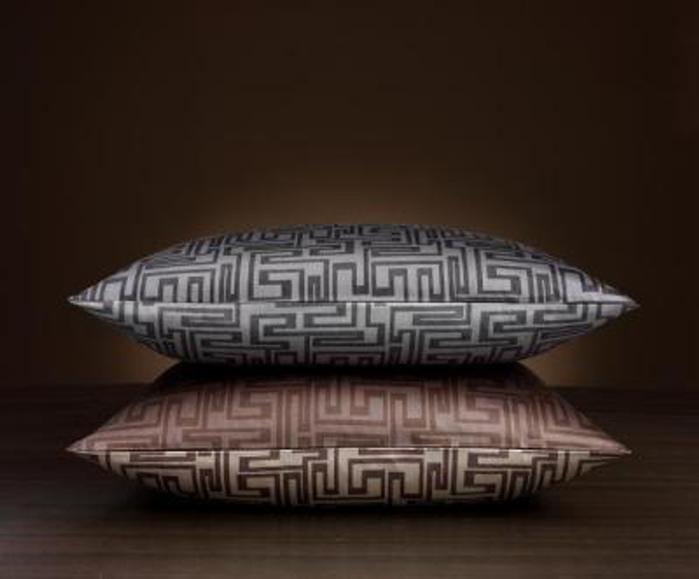 Наволочка 70x70 Elegante Meander коричневая