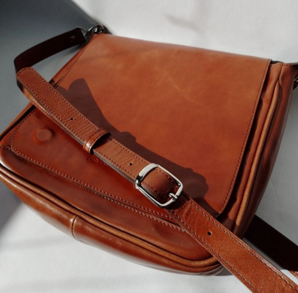 Сумка мужская через плечо из натуральной кожи