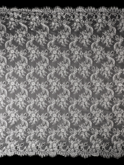 Кружево шантильи теплое белое широкое неэластичное ширина 1,5 м купон 2.9 м