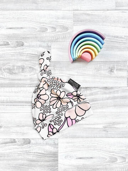 Шапочка Mjölk Spring Blossoms, уценка