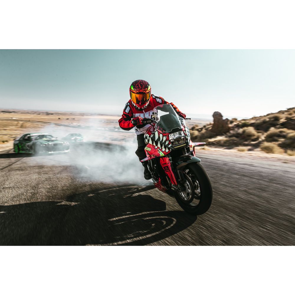 Airform Manik'R / Красный