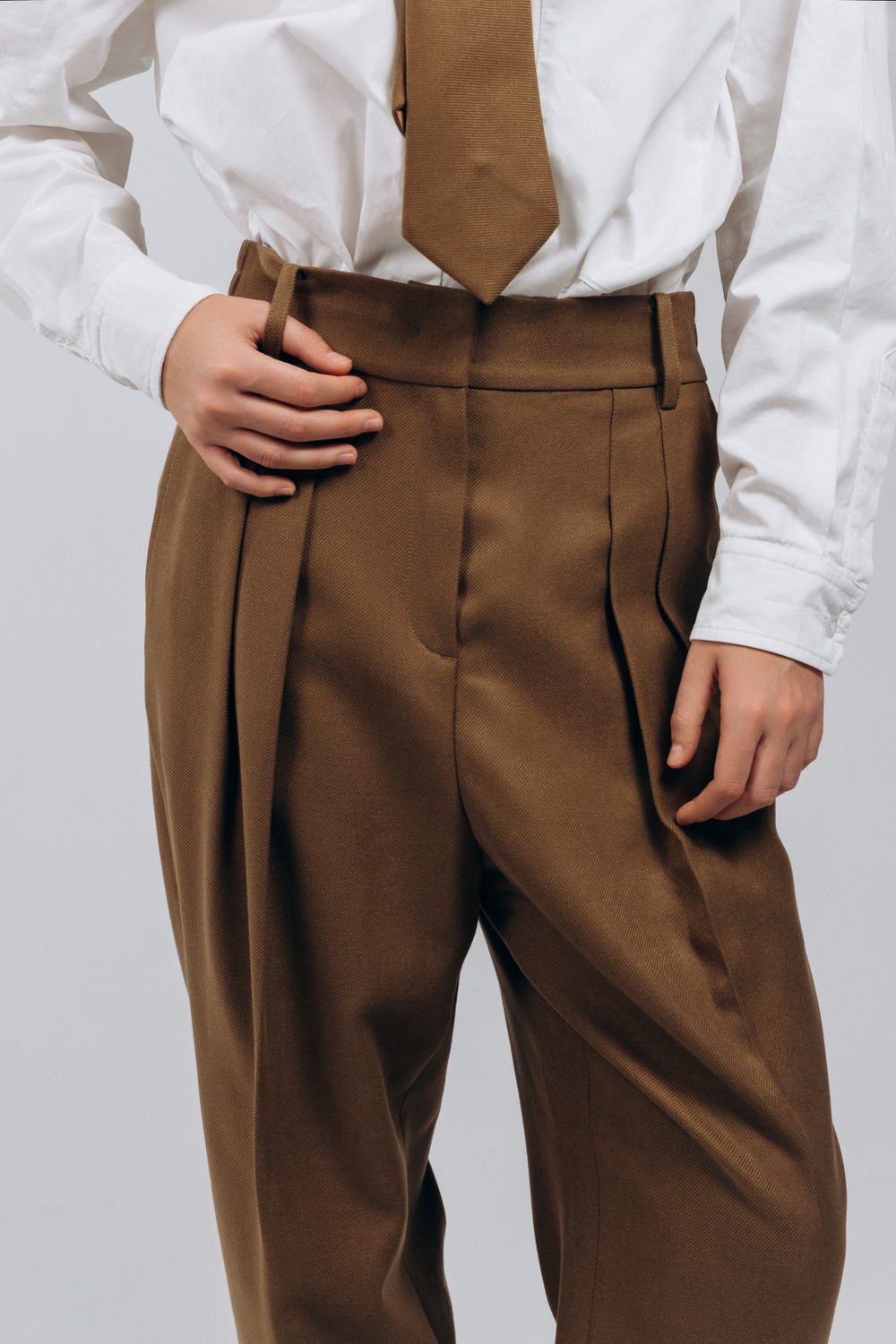 Брюки-каррот