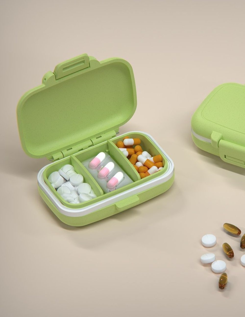 Таблетница маленькая 3 ячейки розовая (М11-014)