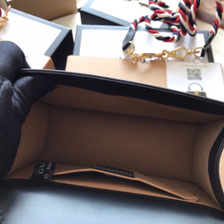 Gucci Sylvie 20 cm