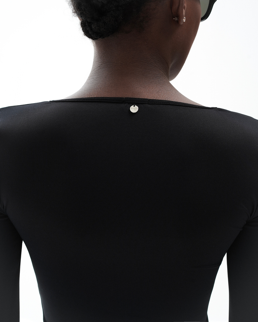 №032 Платье макси с глубоким вырезом (черный)