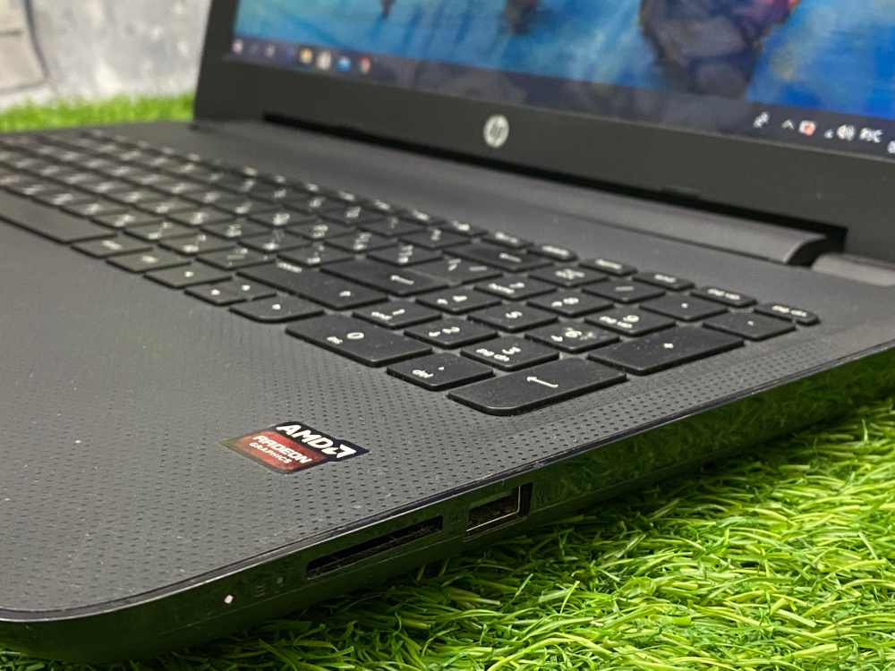 Ноутбук HP 15' AMD A6/8GB/128GB/ 15-af109ur[P0G60EA]/Windows