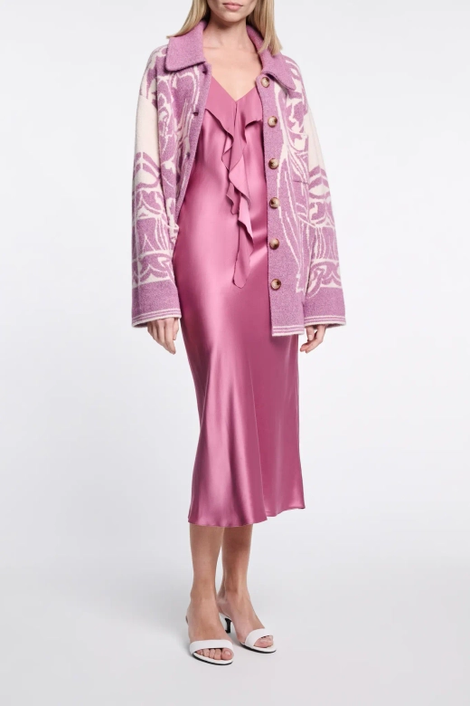 Платье из шелка