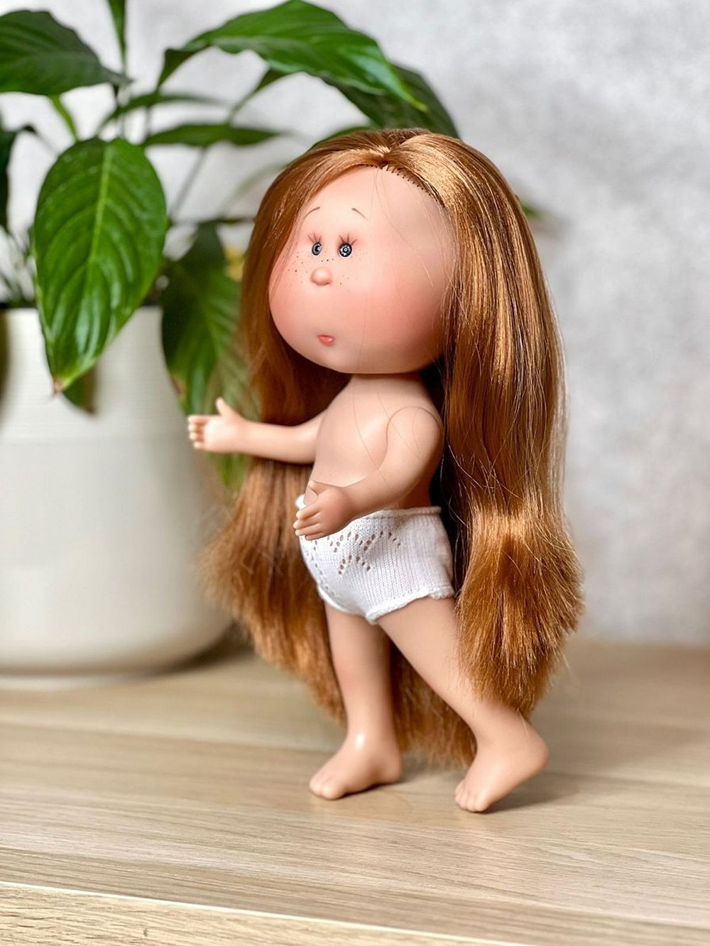 Кукла Nines виниловая 30см MIA без одежды (3000W6A1)