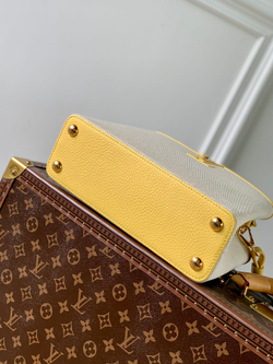 Louis Vuitton Capucines BB