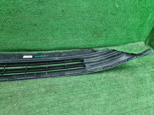 Решетка переднего бампера Toyota RAV 4 ca40 15-19