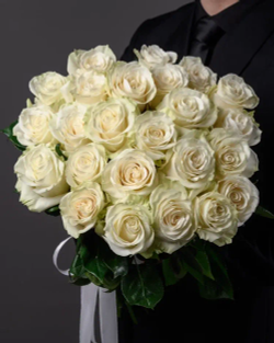 Букет из 25 белых роз (Мондиал 50 см)