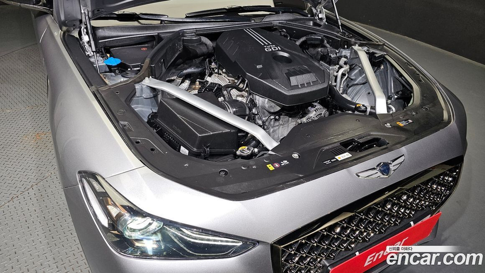 Genesis G70 2.0T AWD (12.2019)
