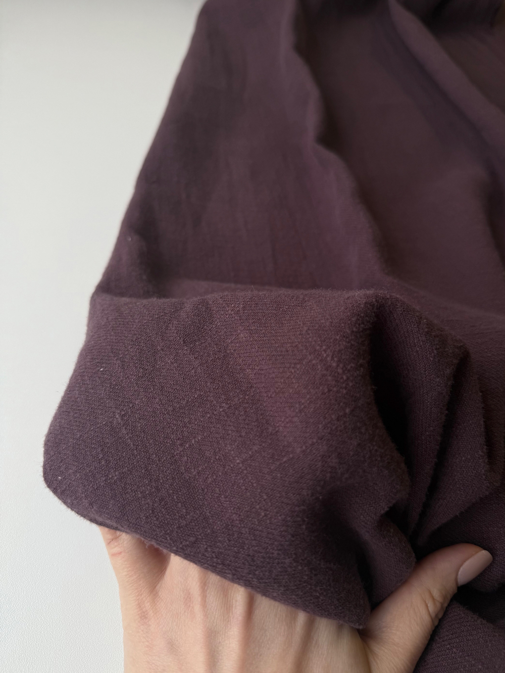 Крапива рами Бургунди