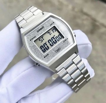 Наручные часы Casio B640WDG-7E
