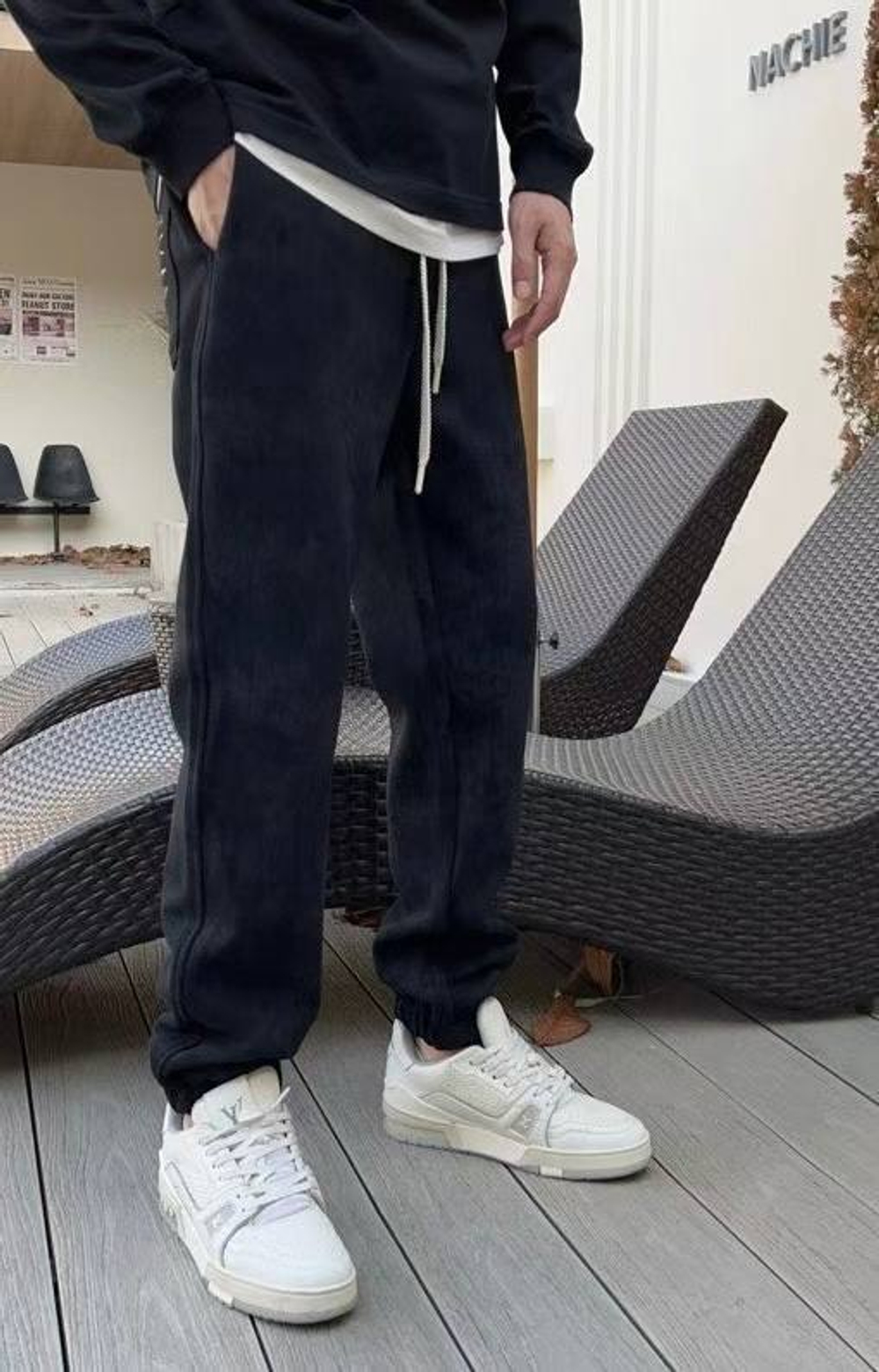 Спортивные штаны Balenciaga