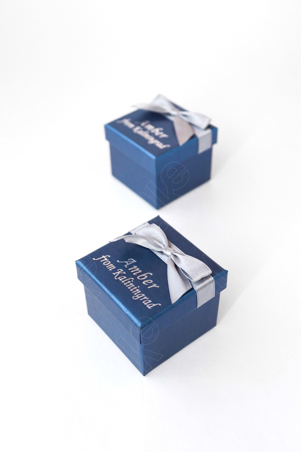 Подарочный футляр для колец и серёг