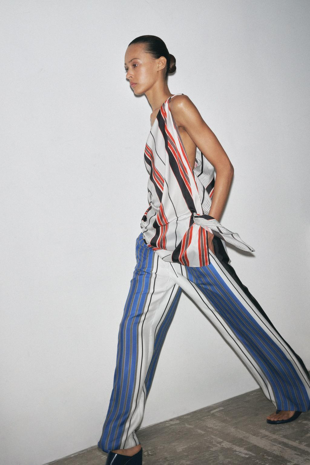 Топ асимметричного кроя в полоску — zw collection