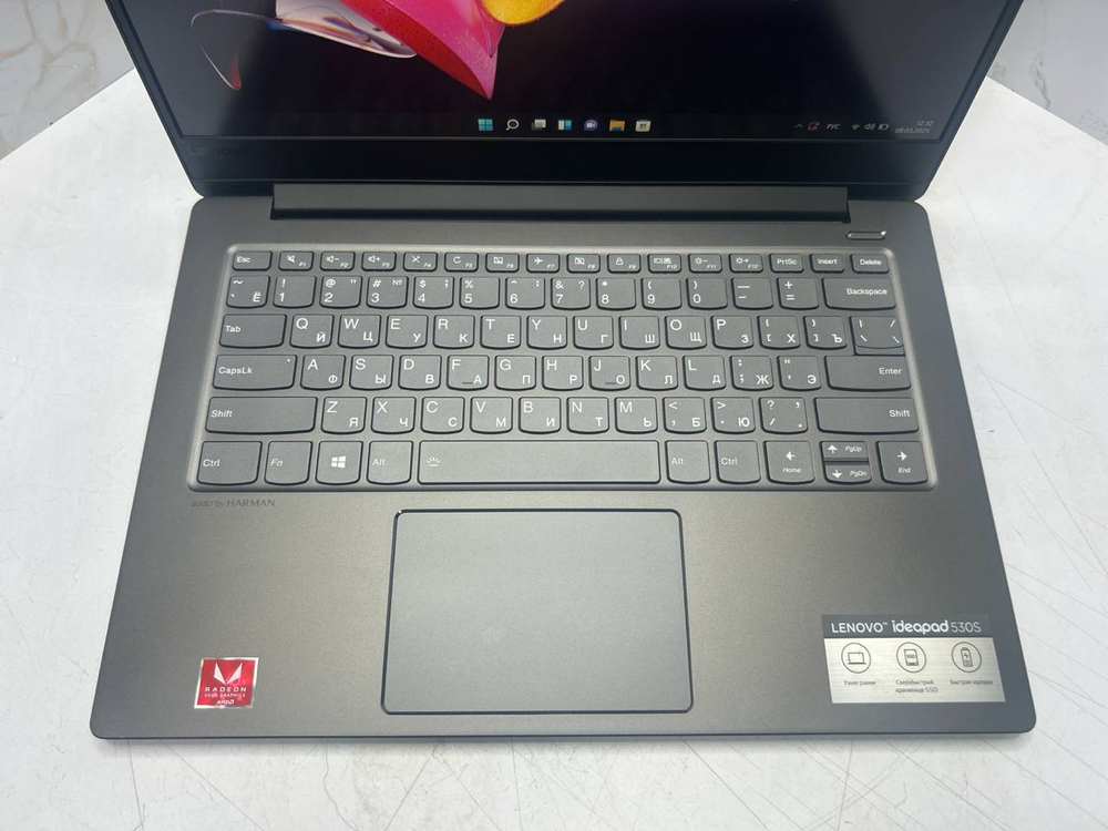 Ноутбук Lenovo 530s-14ARR. Конфигурация: Ryzen 7 2700U/8GB/256GB/Vega 10/Win 11/FHD