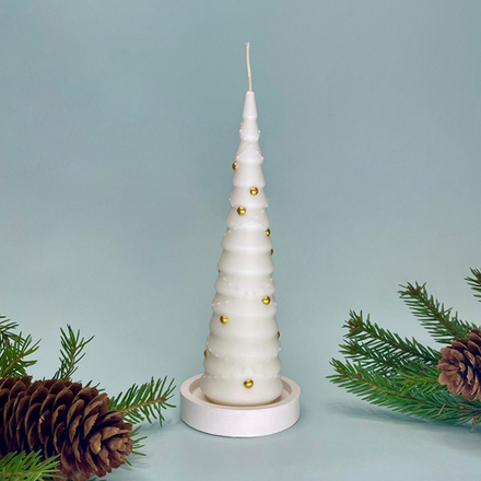 Свеча Средняя елочка с золотыми шарами с подсвечником Limbon Candle