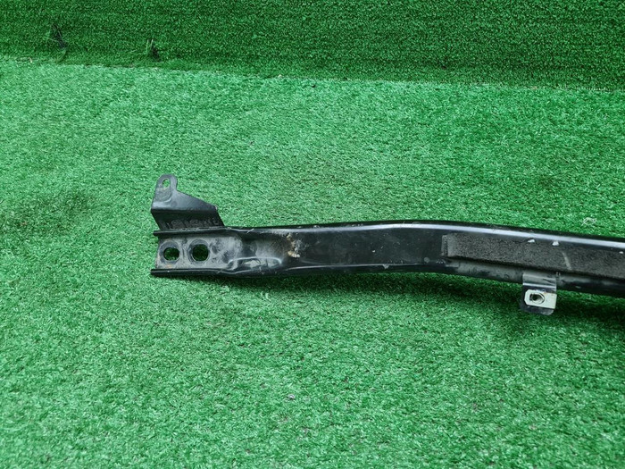 Кронштейн передний LR Discovery Sport (2019-н.в.)