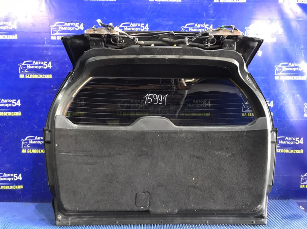 Дверь пятая NISSAN STAGEA 2001-2007