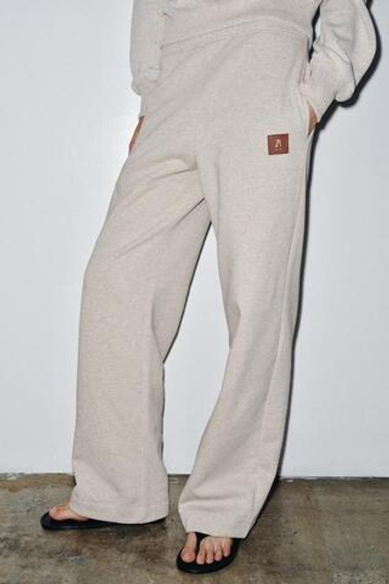ZARA БРЮКИ ИЗ МЯГКОЙ ТКАНИ С ЭТИКЕТКОЙ, БЕЖЕВЫЙ