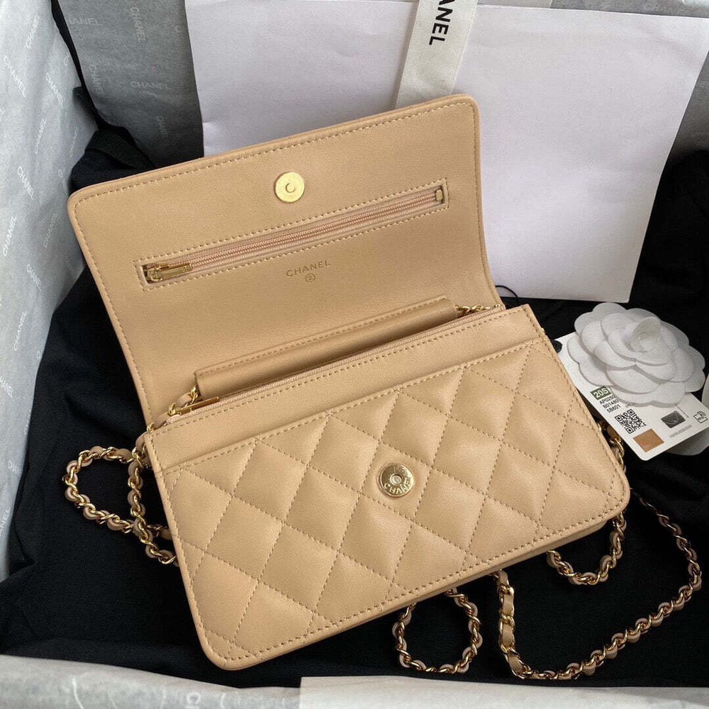 Chanel Woc