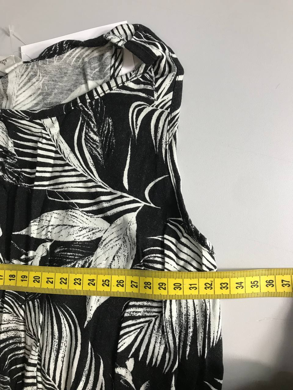 Платье H&M вискозное, на 10/12 лет