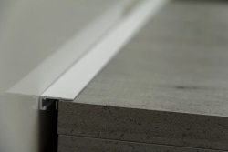 Микроплинтус НЕПЛИНТУС AL16X5-04 Белый 16х6х2000мм