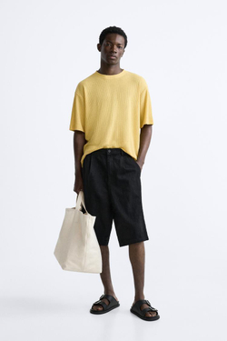 ZARA ФУТБОЛКА С ВЕРТИКАЛЬНЫМ РЕЛЬЕФНЫМ УЗОРОМ, ЖЕЛТЫЙ