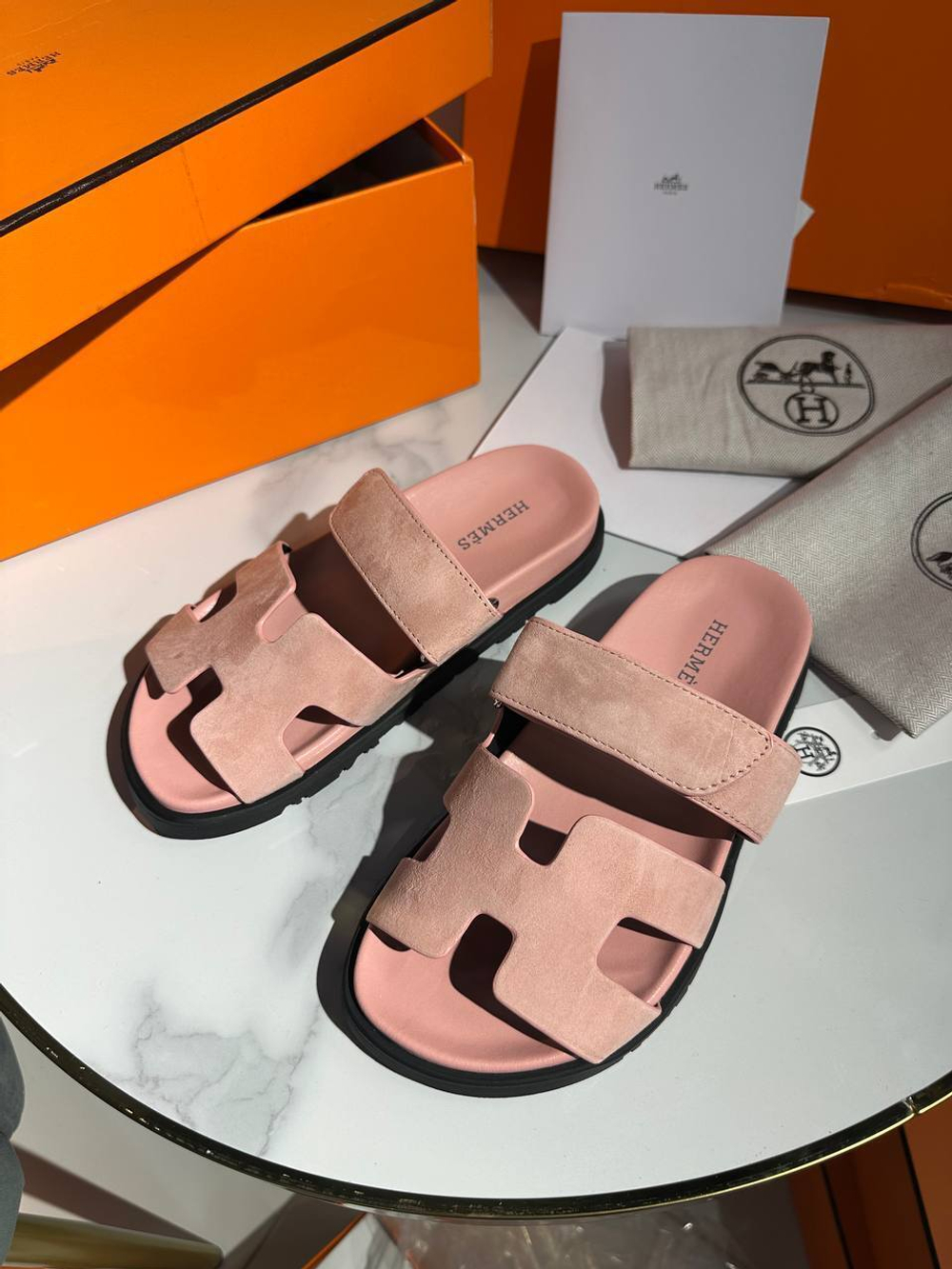 Шлепанцы Hermes